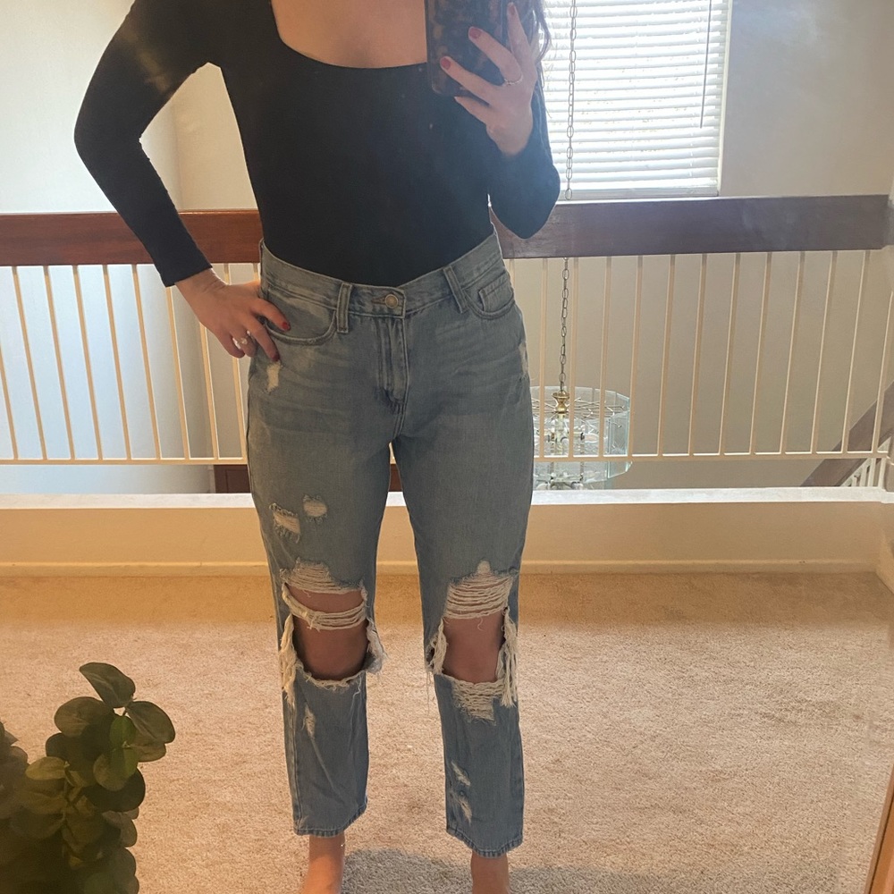 Just Black Denim ripped straight leg light wash jean size 29